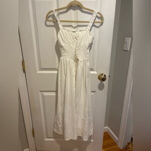 White milkmaid Commense dress